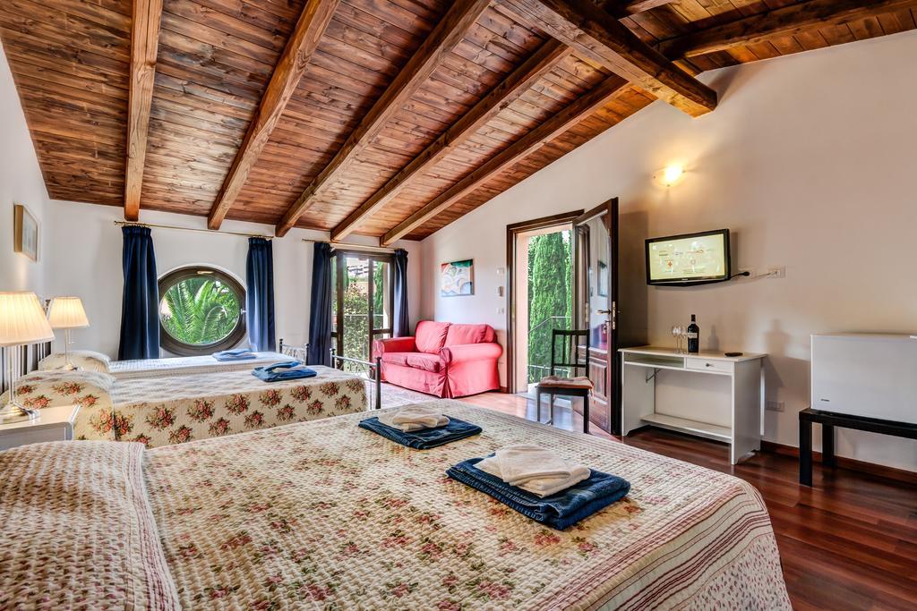 Relais Villaggio Azzurro Roma Phòng bức ảnh